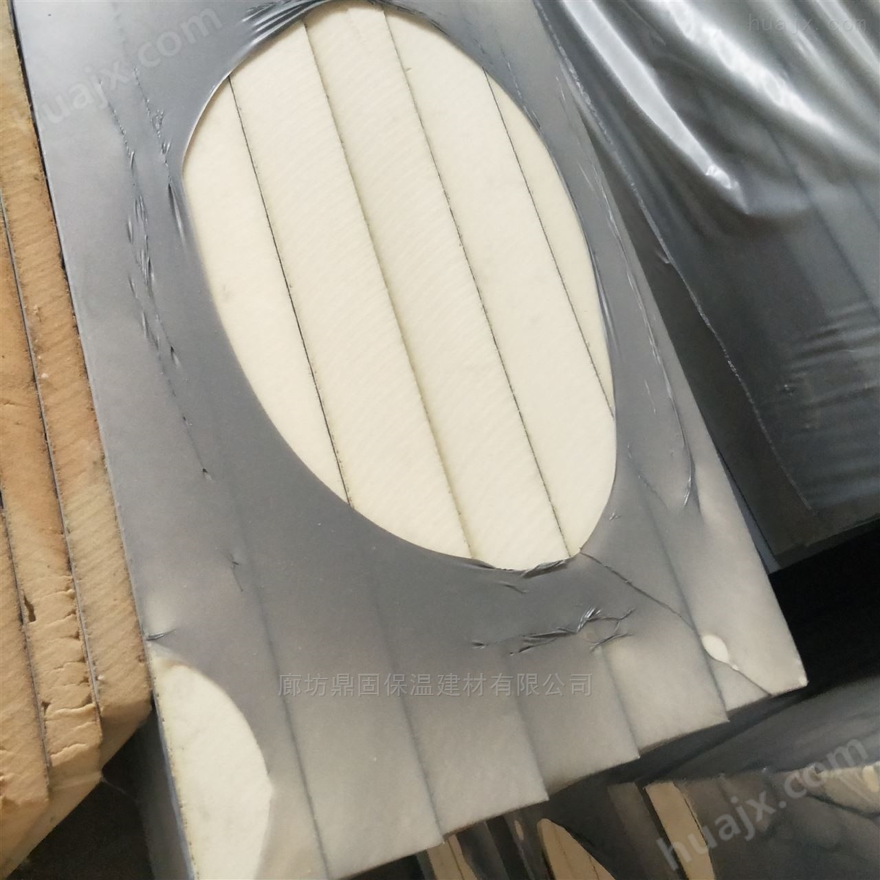 昆明市70厚硬质聚氨酯保温板出厂价格